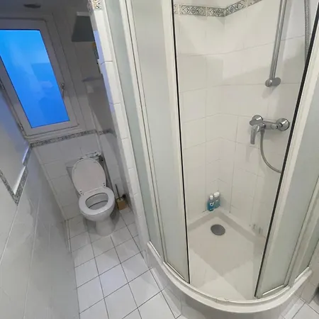 5e Arr Place Saint Michel Apartment Paris