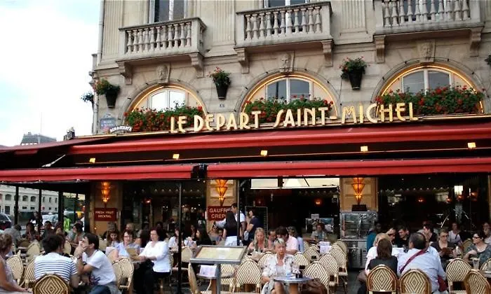 5e Arr Place Saint Michel *